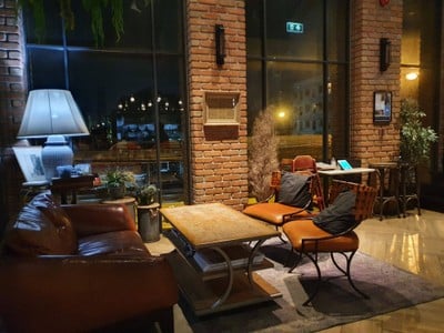 The Londoner Brew Pub