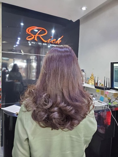 S-rich Hair Salon อารีย์ 1 พหลโยธิน 7