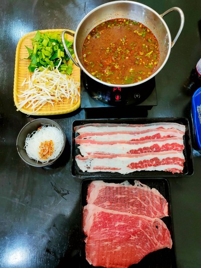 อาหาร หรือ เครื่องดื่ม