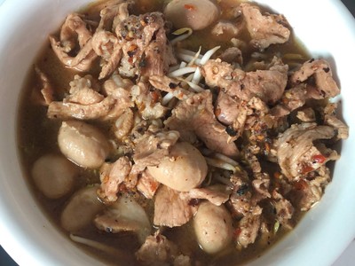 เกาเหลาลูกชิ้นหมูสด