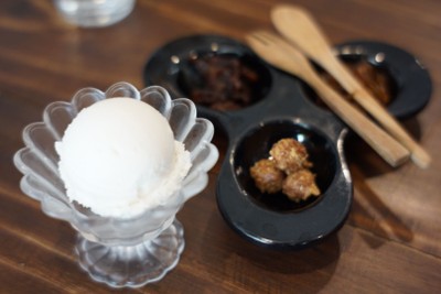 ไอศครีมข้าวแช่