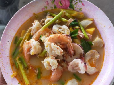 ต้มยำรวมมิตรทะเล