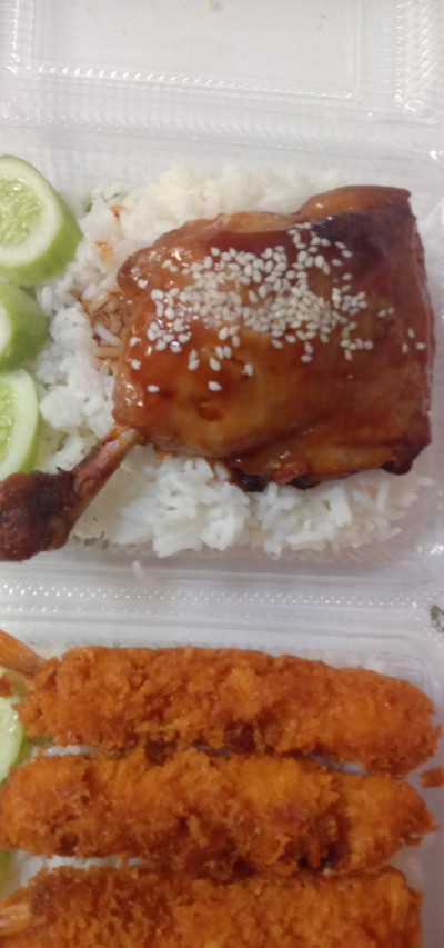 ข้าวไก่อบซอสเทริยากิ