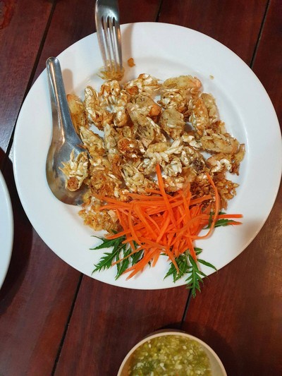 จั๊กจั่นทะเลทอดกระเทียม