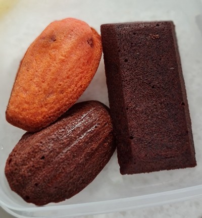 อาหาร หรือ เครื่องดื่ม