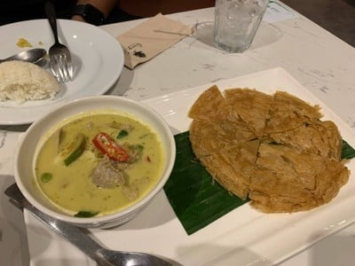โรตีแกงเขียวหวานเนื้อ
