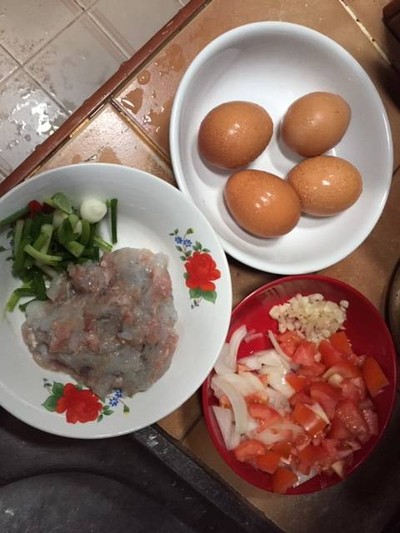 วิธีทำ ไข่ดาวทรงเครื่อง วิธีทำ ไข่ดาวทรงเครื่อง