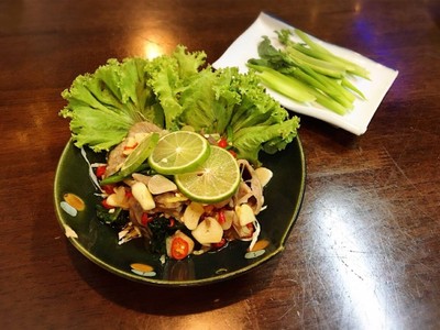 หมูมะนาว