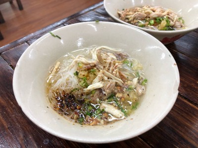 หมี่ขาวต้มยำไก่ฉีก