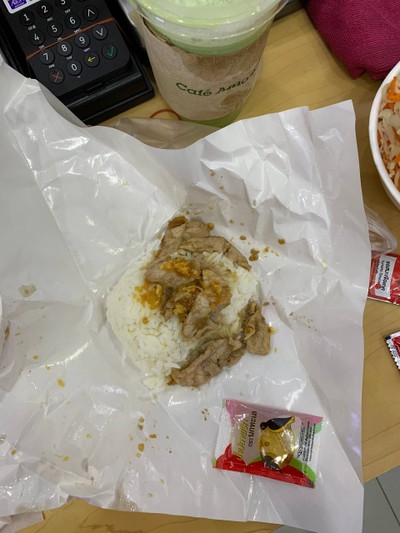 อาหาร หรือ เครื่องดื่ม