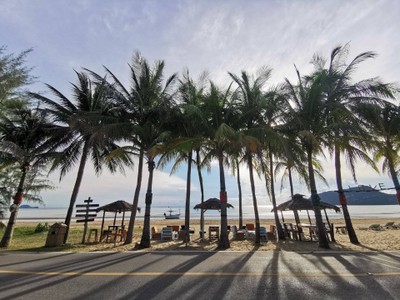 สระว่ายน้ำ/ชายหาด