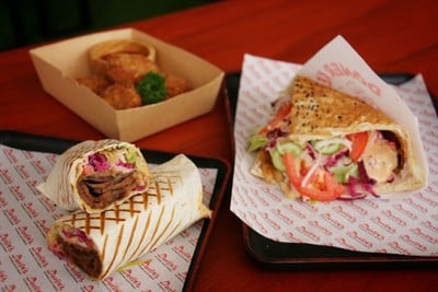 อาหาร หรือ เครื่องดื่ม