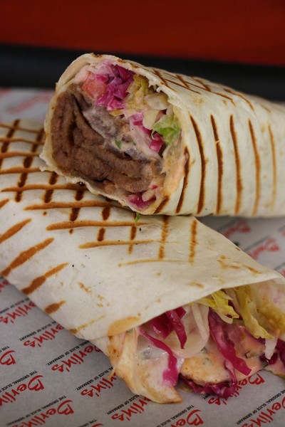 อาหาร หรือ เครื่องดื่ม