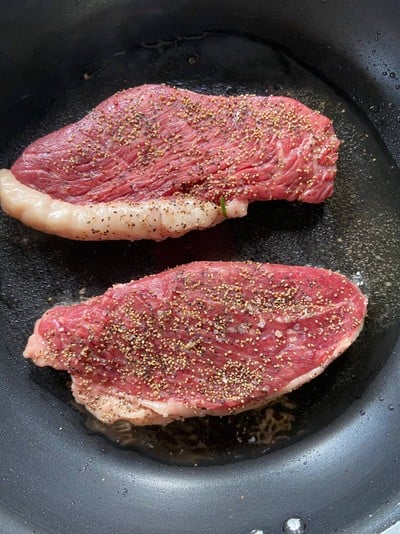 วิธีทำ สเต็กเนื้อโคขุน (Picanha Steak) วิธีทำ สเต็กเนื้อโคขุน (Picanha Steak)