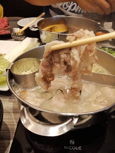 อาหาร หรือ เครื่องดื่ม