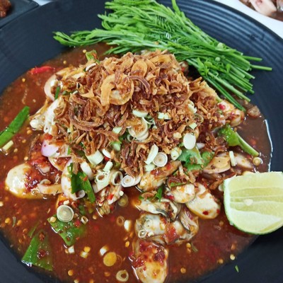 อาหาร หรือ เครื่องดื่ม