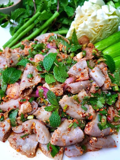 ลาบไส้อ่อน