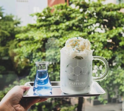 เมนูของร้าน POLLY’s Coffee by POUR OVER LAB เพชรเกษม