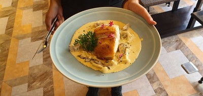 อาหาร หรือ เครื่องดื่ม