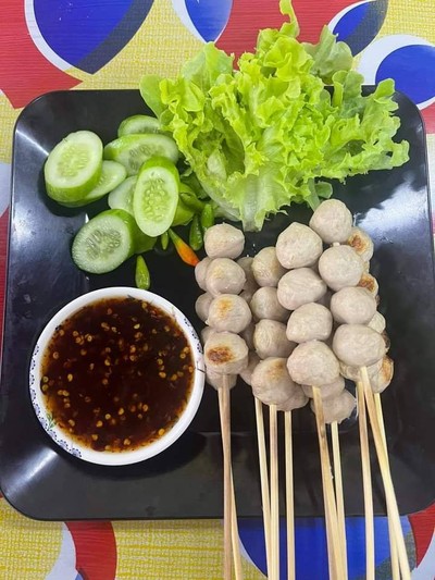 เซ็ทลูกชิ้นทิพย์ 10ไม้ 