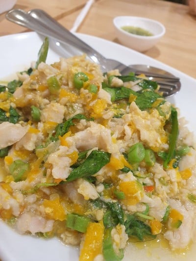 อาหาร หรือ เครื่องดื่ม