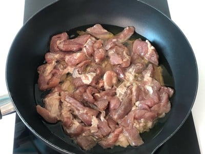 วิธีทำ หมูทอดปลาร้า วิธีทำ หมูทอดปลาร้า