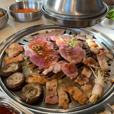CUTE PIG Korean BBQ บางแสน