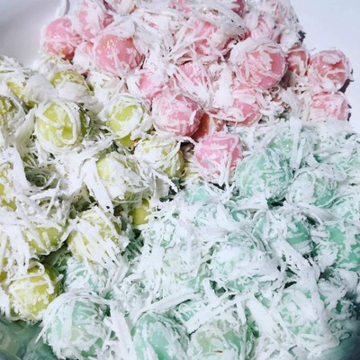 ขนมต้มสามสี