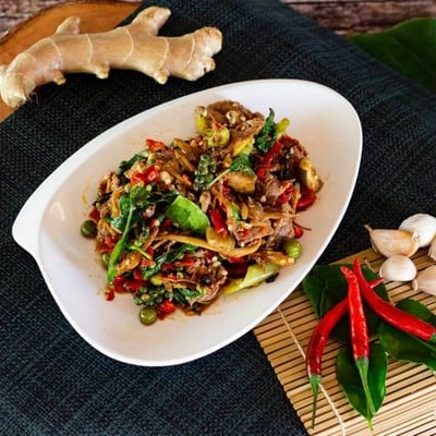 อาหาร หรือ เครื่องดื่ม