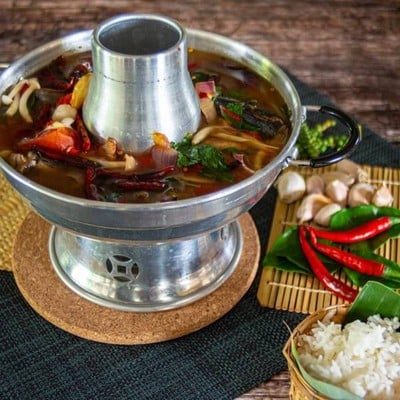 อาหาร หรือ เครื่องดื่ม