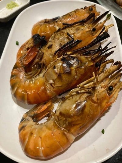 กุ้งแม่น้ำใหญ่เผา