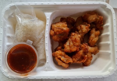 ชุดข้าวเหนียวไก่คั่วเกลือ [อร่อยซ่ากับโค้ก]