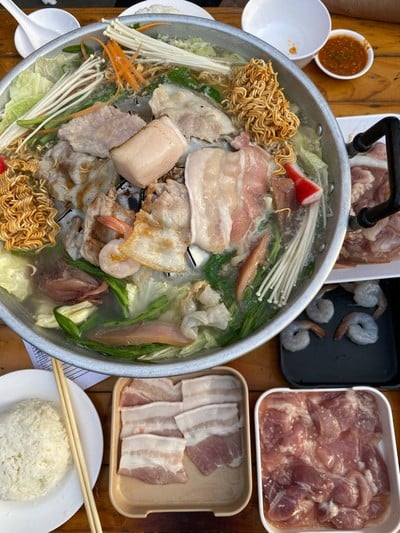 จ่าอูหมูเกาหลี รัชโยธิน