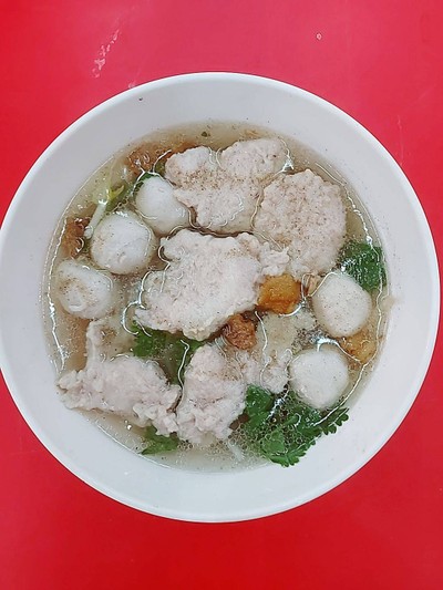 อาหาร หรือ เครื่องดื่ม