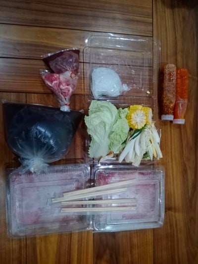 อาหาร หรือ เครื่องดื่ม