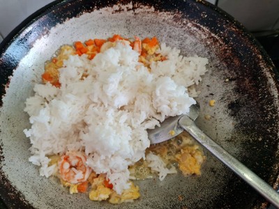 วิธีทำ ข้าวผัดกุ้ง วิธีทำ ข้าวผัดกุ้ง
