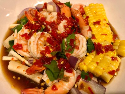 ยำกุ้งสุก M