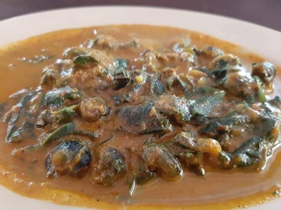 หอยขมผัดชะพลู