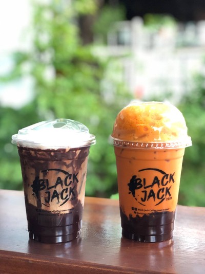 เมนูของร้าน อันเดอร์แบล็ค คอฟฟี่ ทาวน์อินทาวน์