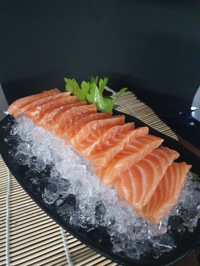 ซาเซมิแซลมอล