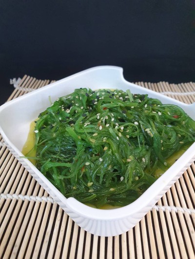 ยำสาหร่าย