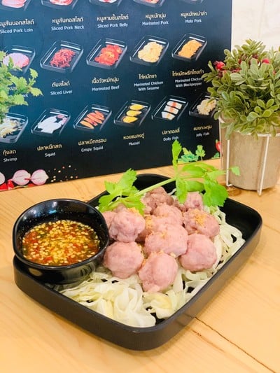 เมนูของร้าน ชาบูเห็นหมี