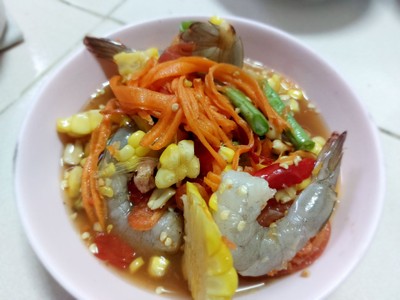 ตำข้าวโพดกุ้งสด