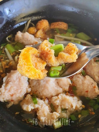 เกาเหลาหมูเด้งต้มยำ