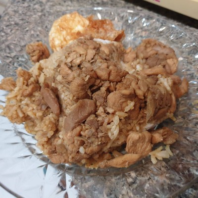 ข้าวหมูหวานไข่ดาว