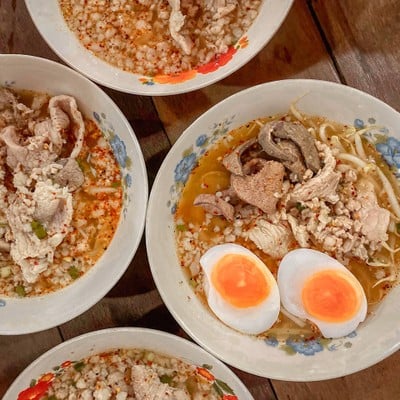 เจริญพุงโภชนา ถนนจันทน์