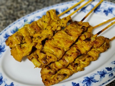 หมูสะเต๊ะ - Pork Satay
