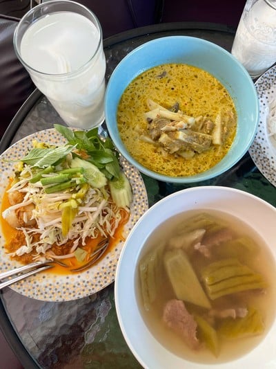 เมนูของร้าน ขนมจีนน้ำยาปลาทู สูตรคุณยาย สาขา 3