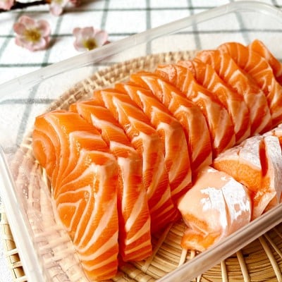 Salmon sashimi