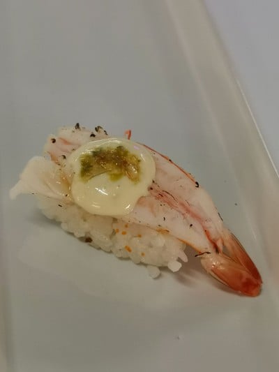 ซูชิกุ้งเบิร์นไฟซอสซีฟู้ด